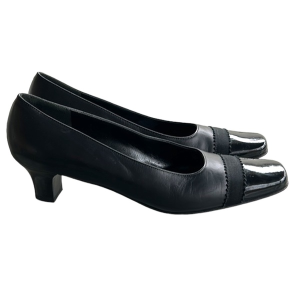 Salvatore Ferragamo Vintage Black & Patent Ribbon Cap Toe Kitten Heels - 6.5 - Picture 5 of 16